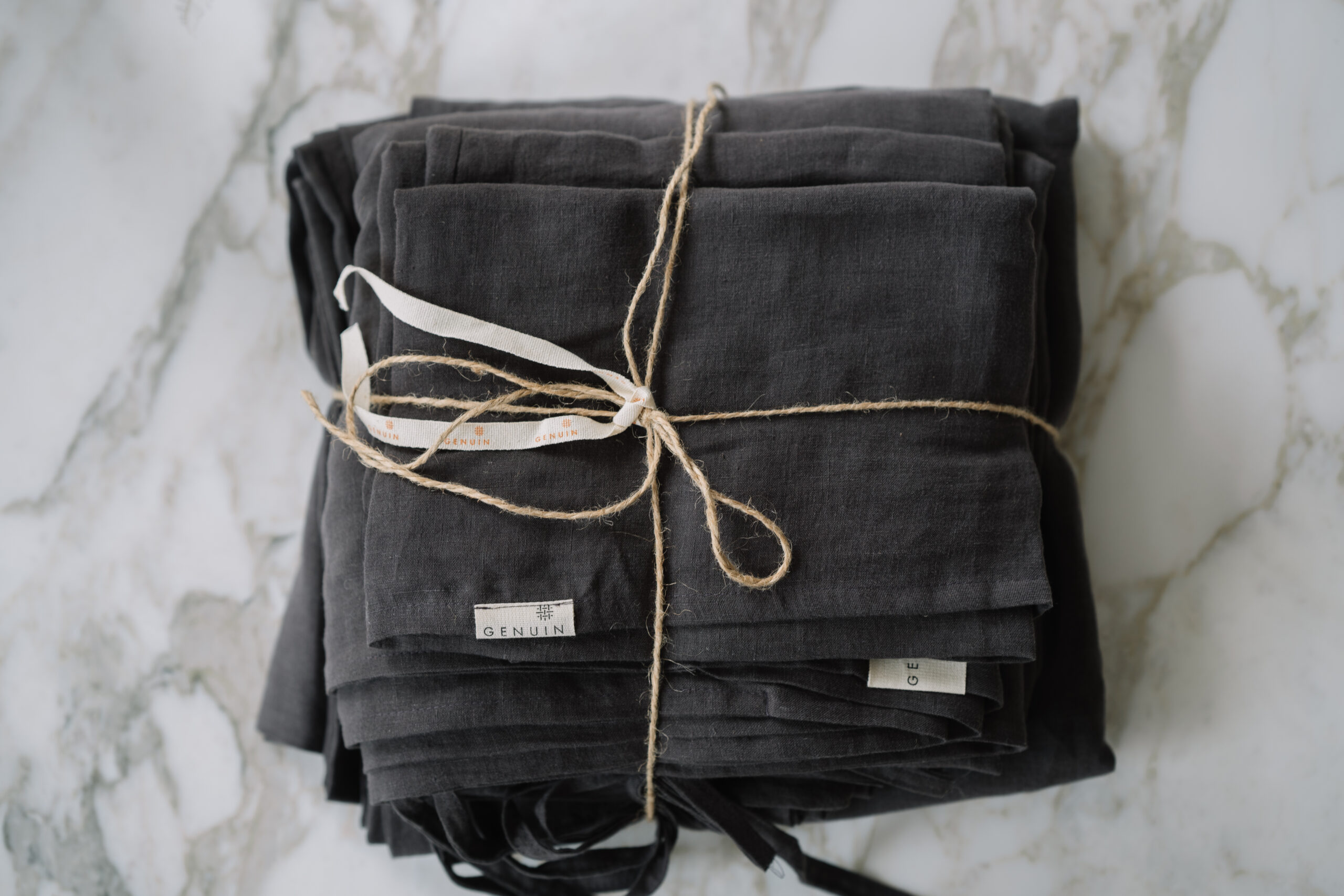 Stormy Grey Set 50x60 Pillowcases and 200x200 Quilt Cover